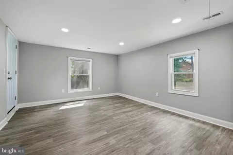 Living - 13416 Clifton Rd, Silver Spring, MD 20904 photo 3 of 5