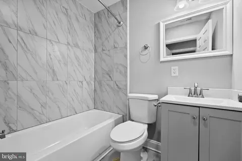 Entry Way - 13416 Clifton Rd, Silver Spring, MD 20904 photo 5 of 8