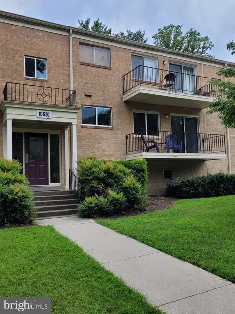 10630 Montrose Ave #104, Bethesda, MD 20814