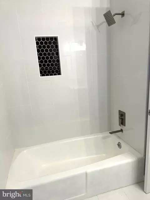 Bath - 13128 Fernedge Rd, Silver Spring, MD 20906 photo 4 of 4
