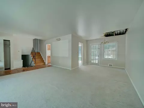 Living - 12715 Barbara Rd, Silver Spring, MD 20906 photo 7 of 12