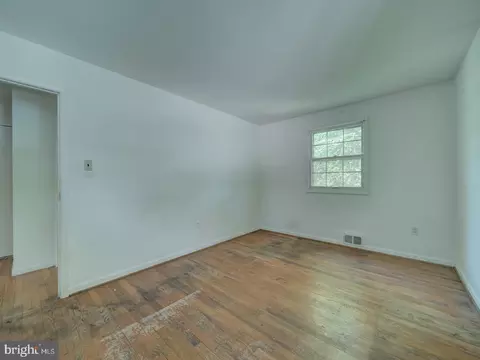 Bedroom - 12715 Barbara Rd, Silver Spring, MD 20906 photo 6 of 13