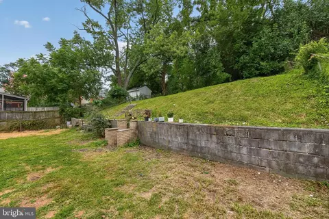 Exterior - 2704 Fenimore Rd, Silver Spring, MD 20902 photo 9 of 9