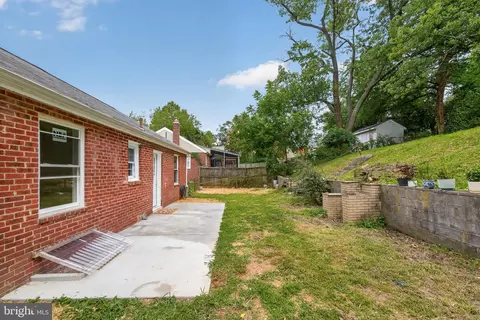 Exterior - 2704 Fenimore Rd, Silver Spring, MD 20902 photo 8 of 9