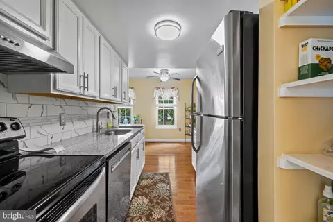 Kitchen - 9132 September Ln, Silver Spring, MD 20901 photo 2 of 2