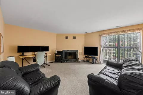 Living - 9132 September Ln, Silver Spring, MD 20901 photo 1 of 1