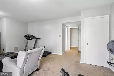 Entry Way - 12119 Turnstone Ct #59, Silver Spring, MD 20904 photo 4 of 4