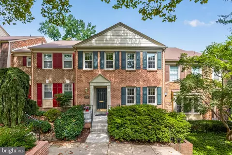 11321 Empire Ln, North Bethesda, MD 20852