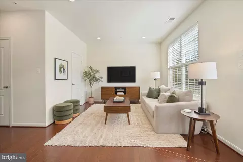 Living - 13233 Guilford Run Ln, Silver Spring, MD 20904 photo 1 of 5