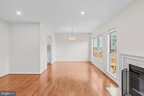Living - 1603 Ingram Ter, Silver Spring, MD 20906 photo 8 of 14