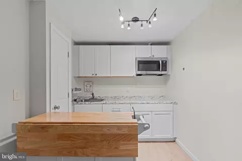 Kitchen - 1603 Ingram Ter, Silver Spring, MD 20906 photo 5 of 5