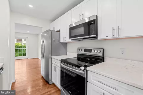 Kitchen - 1603 Ingram Ter, Silver Spring, MD 20906 photo 2 of 5