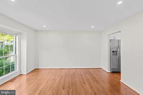 Living - 1603 Ingram Ter, Silver Spring, MD 20906 photo 4 of 14