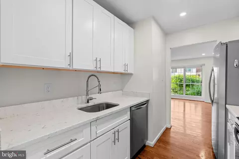 Kitchen - 1603 Ingram Ter, Silver Spring, MD 20906 photo 3 of 5