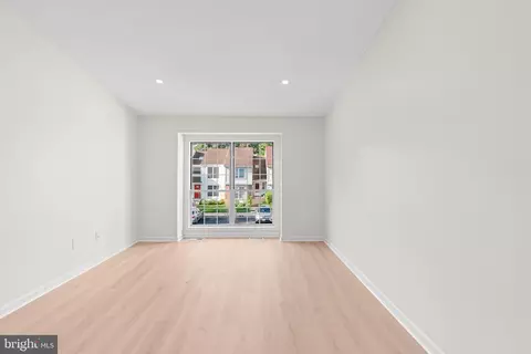 Living - 1603 Ingram Ter, Silver Spring, MD 20906 photo 11 of 14