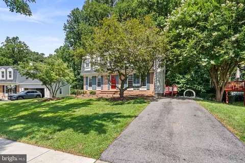 Exterior - 2229 Deckman Ln, Silver Spring, MD 20906 photo 2 of 6