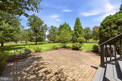 Exterior - 16522 Harbour Town Dr, Ashton, MD 20861 photo 4 of 6