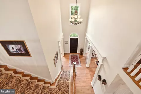 Entry Way - 16522 Harbour Town Dr, Ashton, MD 20861 photo 4 of 5