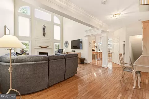 Entry Way - 16522 Harbour Town Dr, Ashton, MD 20861 photo 2 of 5