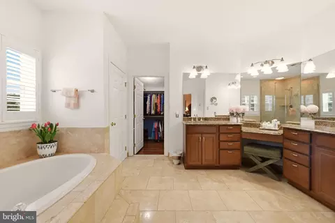 Bath - 16522 Harbour Town Dr, Ashton, MD 20861 photo 3 of 5