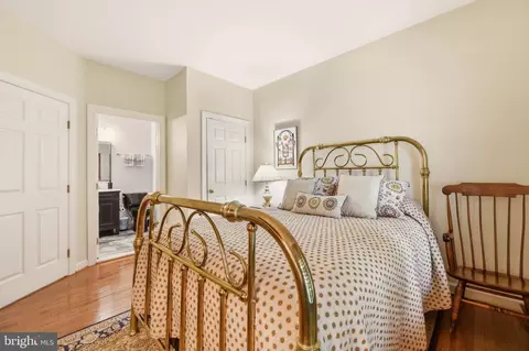 Bedroom - 16522 Harbour Town Dr, Ashton, MD 20861 photo 2 of 6