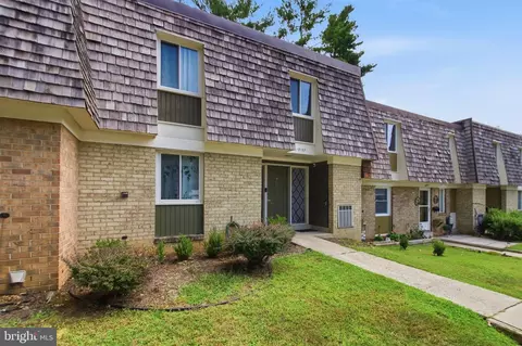 19157 Stedwick Dr, Montgomery Village, MD 20886