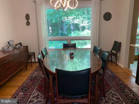 12308 Clement Ln, Silver Spring, MD 20902 photo 5