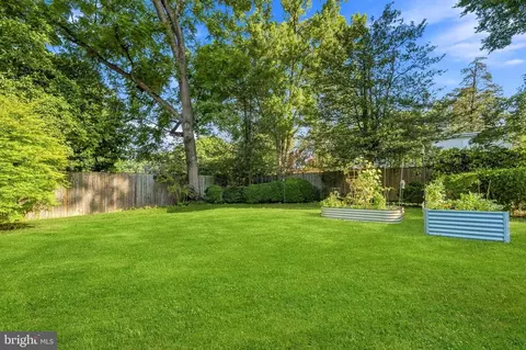 Exterior - 412 Southwest Dr, Silver Spring, MD 20901 photo 2 of 4