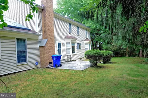 Exterior - 2124 Cherry Leaf Ln, Silver Spring, MD 20906 photo 3 of 3