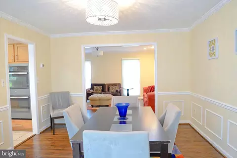 Dining - 2124 Cherry Leaf Ln, Silver Spring, MD 20906 photo 2 of 2