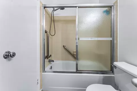 Bath - 12033 Eaglewood, Silver Spring, MD 20902 photo 4 of 6