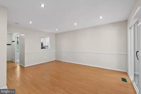 Living - 14246 Long Green Dr, Silver Spring, MD 20906 photo 5 of 7