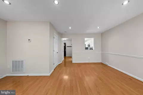 Living - 14246 Long Green Dr, Silver Spring, MD 20906 photo 2 of 7