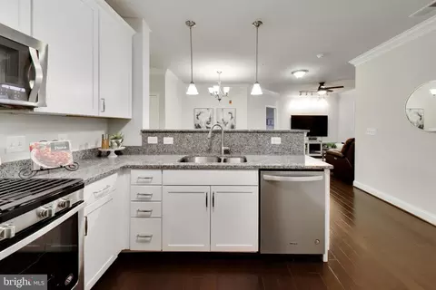 Kitchen - 3825 Doc Berlin Dr #15, Silver Spring, MD 20906 photo 3 of 3