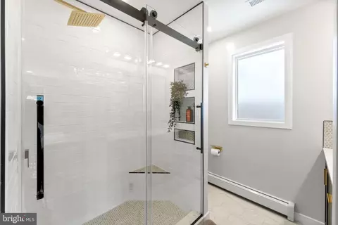 Bath - 8901 1st Ave, Silver Spring, MD 20910 photo 2 of 4