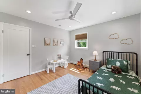 Bedroom - 8901 1st Ave, Silver Spring, MD 20910 photo 5 of 11