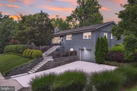8901 1st Ave, Silver Spring, MD 20910