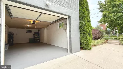 Exterior - 8901 1st Ave, Silver Spring, MD 20910 photo 6 of 8