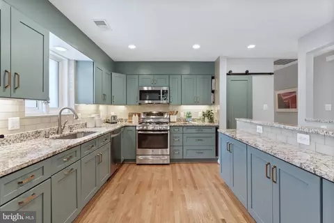 Kitchen - 8901 1st Ave, Silver Spring, MD 20910 photo 2 of 4
