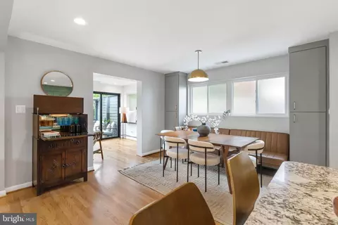 Dining - 8901 1st Ave, Silver Spring, MD 20910 photo 3 of 3