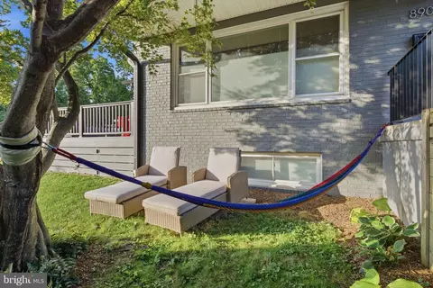 Exterior - 8901 1st Ave, Silver Spring, MD 20910 photo 4 of 8