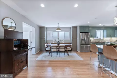 Dining - 8901 1st Ave, Silver Spring, MD 20910 photo 1 of 3