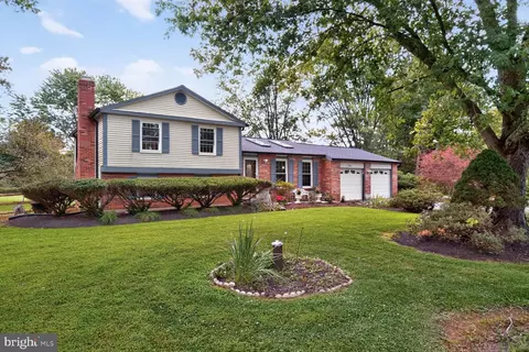 22621 Griffith Dr, Gaithersburg, MD 20882