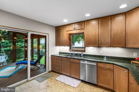 Kitchen - 11526 Colt Ter, Silver Spring, MD 20902 photo 2 of 2
