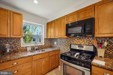 Kitchen - 12706 Holdridge Rd, Silver Spring, MD 20906 photo 3 of 4