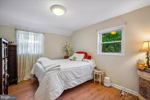 Bedroom - 12706 Holdridge Rd, Silver Spring, MD 20906 photo 1 of 3