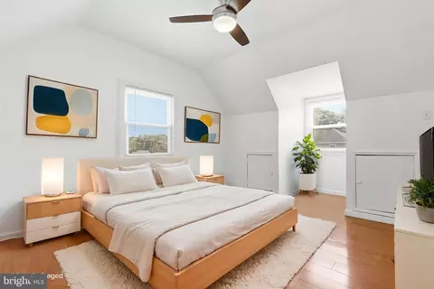Bedroom - 1511 Crest Rd, Silver Spring, MD 20902 photo 2 of 5