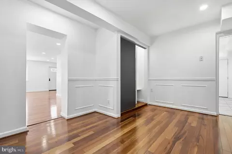 Entry Way - 1511 Crest Rd, Silver Spring, MD 20902 photo 2 of 5