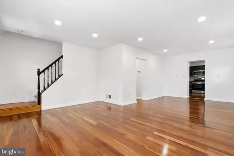 Living - 1511 Crest Rd, Silver Spring, MD 20902 photo 3 of 5