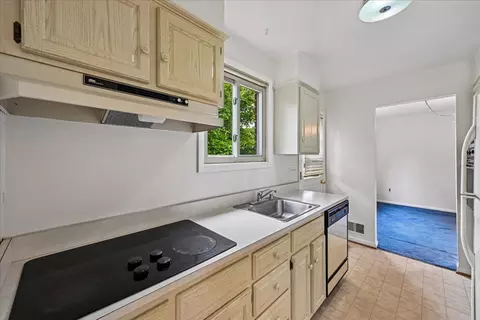 Kitchen - 8 Kerwood Ct, Silver Spring, MD 20904 photo 2 of 2